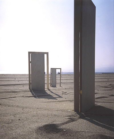 doors_on_beach